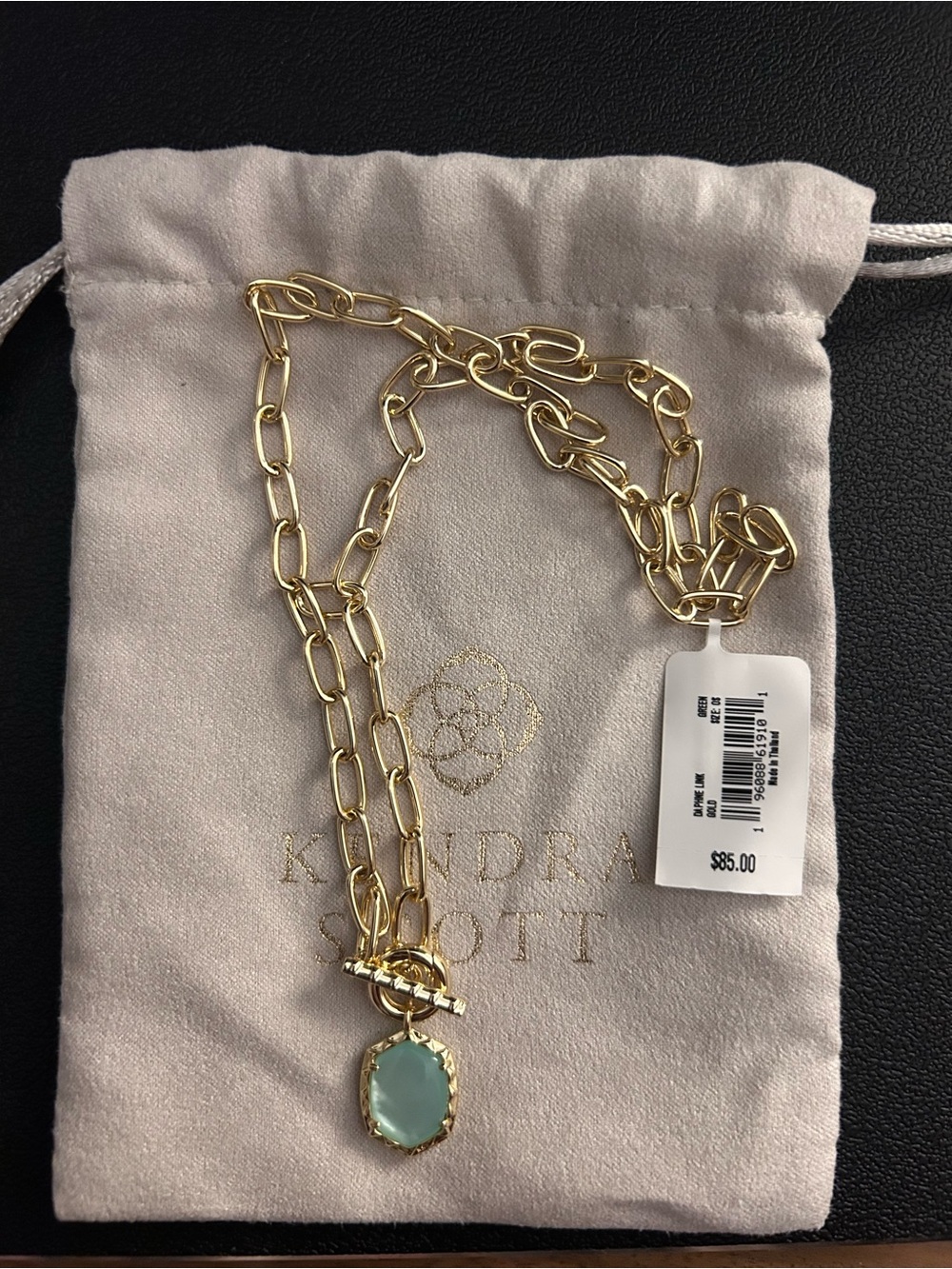 Kendra Scott Daphne Convertible Gold Chain Nck in Light Green Mother-of-Pearl